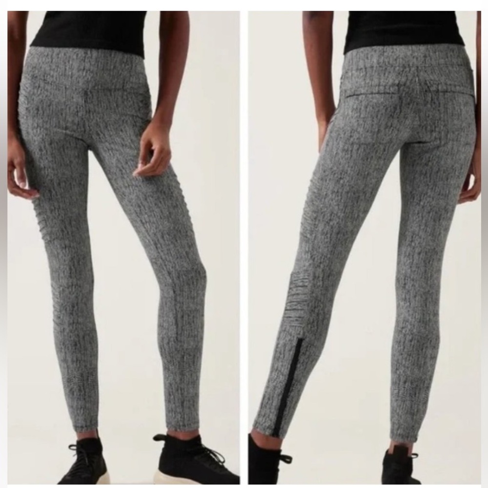 Athleta Delancy Moto Textured High Rise Tight Small Petite Black and Whi…